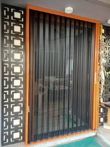 Mosquito Doors